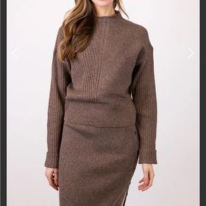 Monrow mock neck sweater -NWT Sz XS